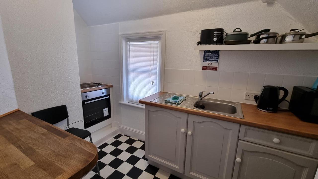 Beachcomber Holiday Apartments Swanage Buitenkant foto