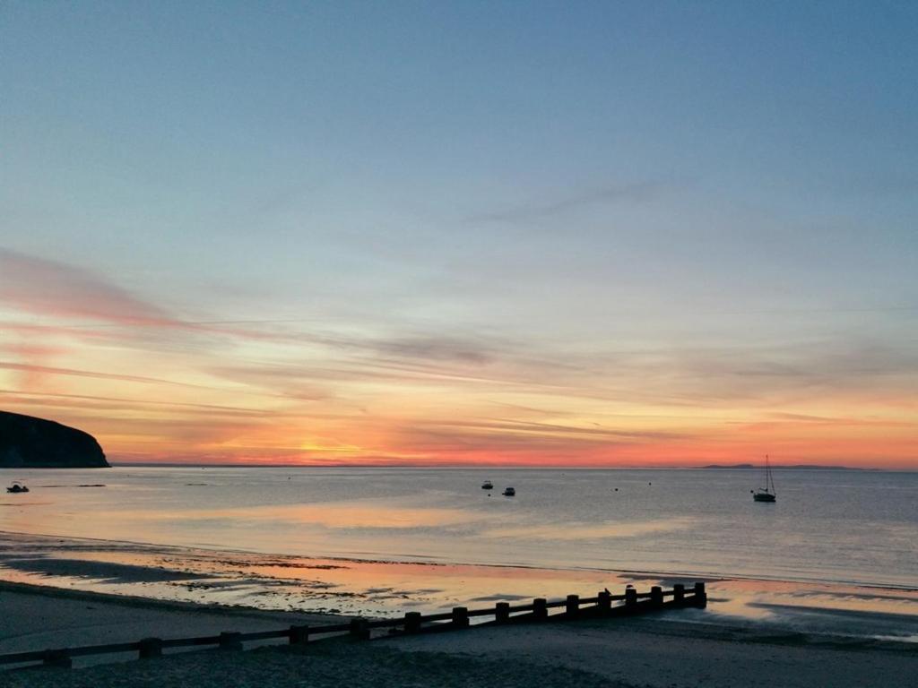 Beachcomber Holiday Apartments Swanage Buitenkant foto